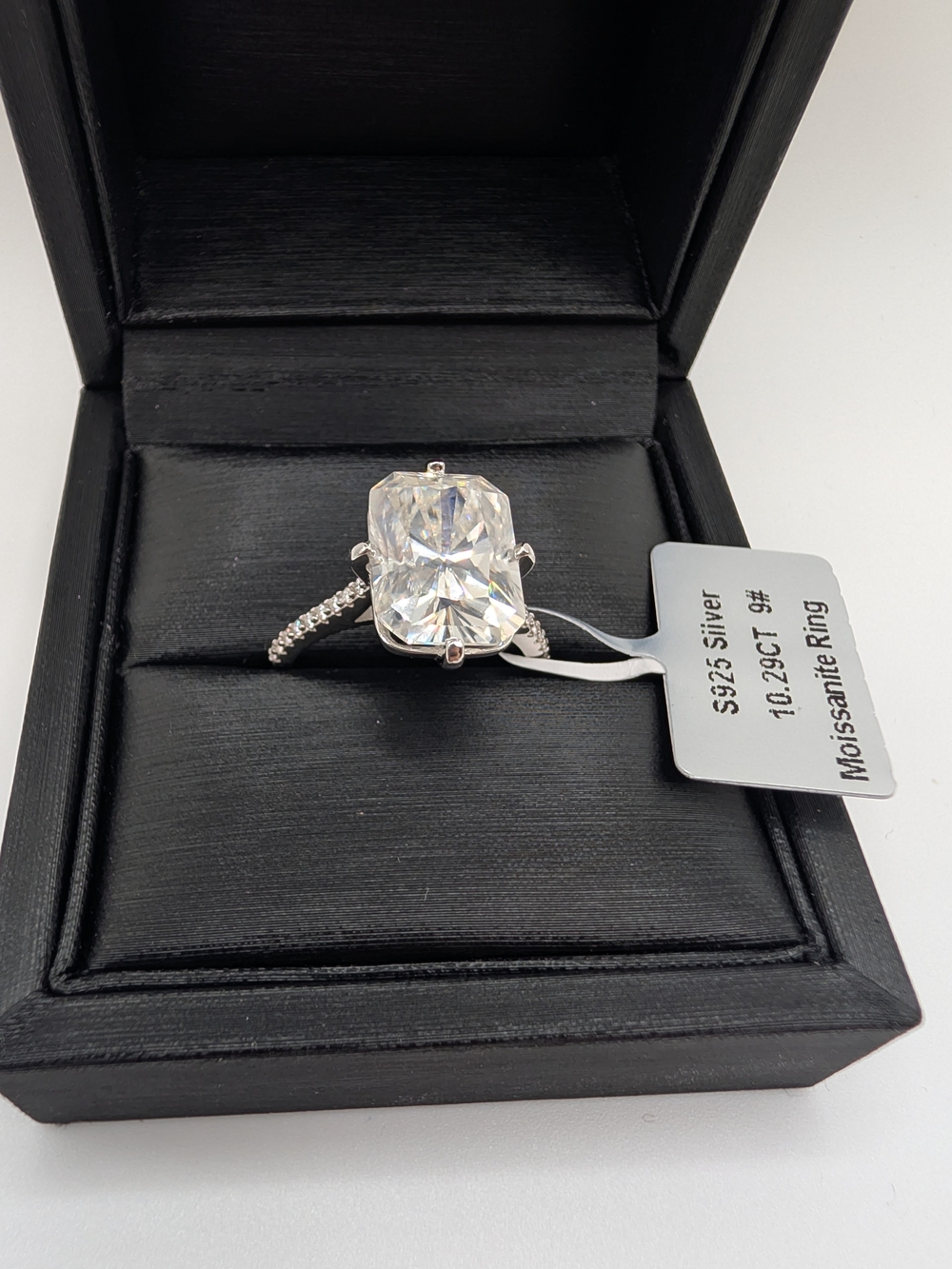 ​NWT 10.29 CT Radiant Cut Moissanite Ring S925 Silver Size 9